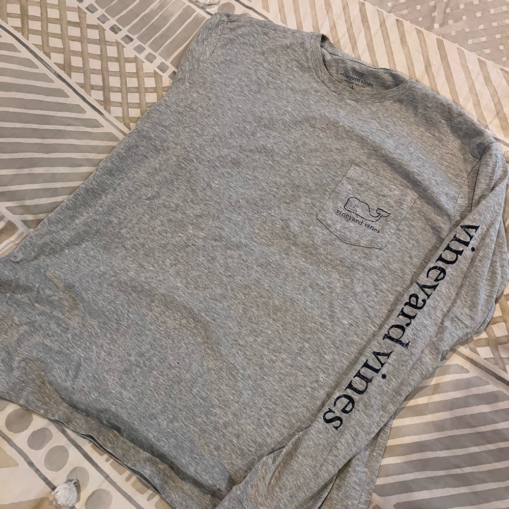 Vineyard Vines Men's Heather Gray Long Sleeve Tee